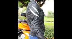 chaqueta de la motocicleta roadster Mujeres diva Racer DXR perfil de pie