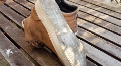 La suela de estas zapatillas REV’IT! fue diseñada para enfrentarse a suelos resbaladizos