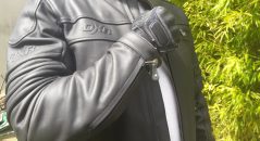 Detalles de la chaqueta de cuero DXR DEAN